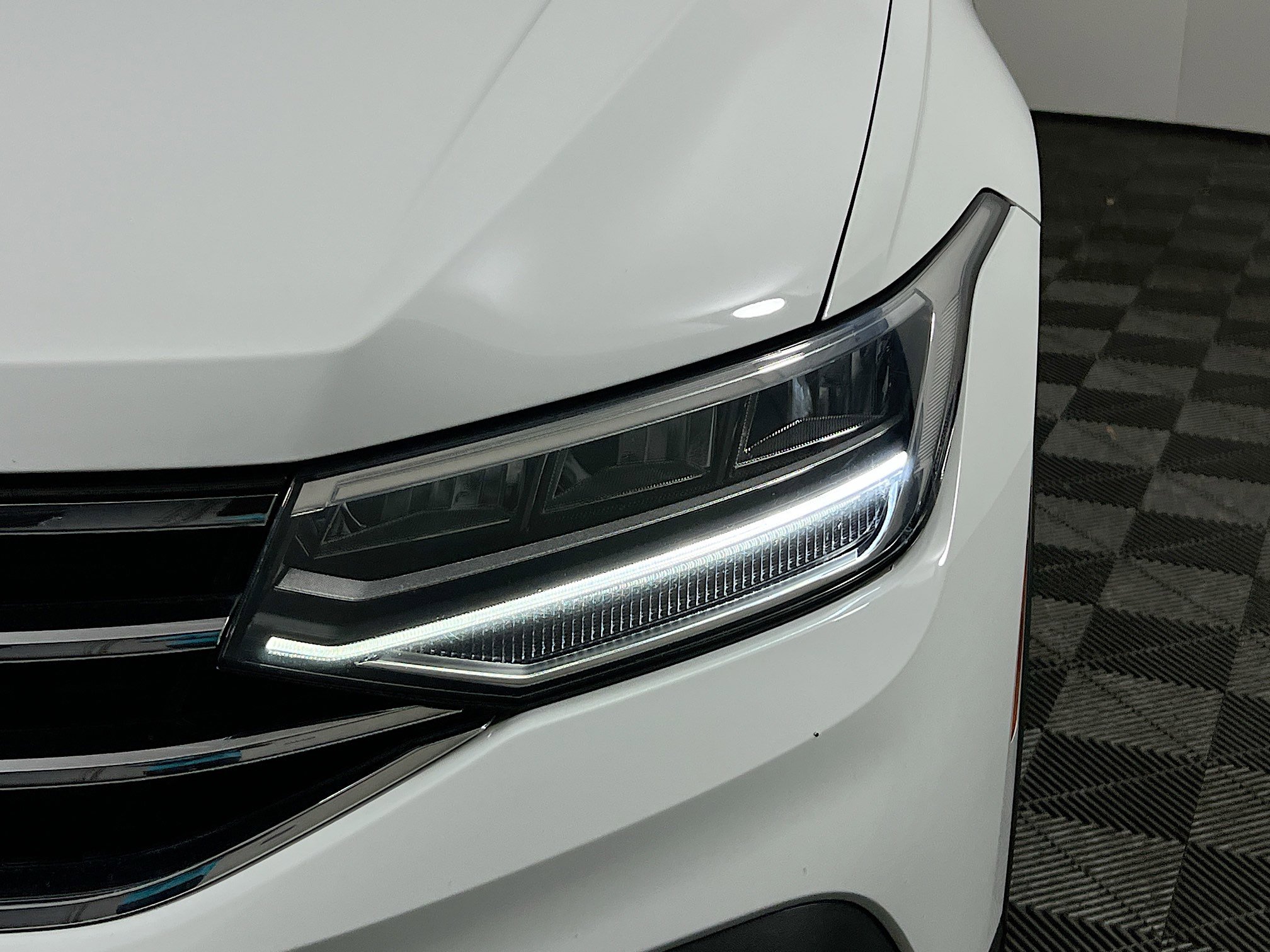 Used 2022 Volkswagen Tiguan S w/ IQ.Drive Package image 11