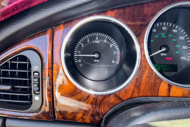 Used 1998 Jaguar XK8 Coupe image 51