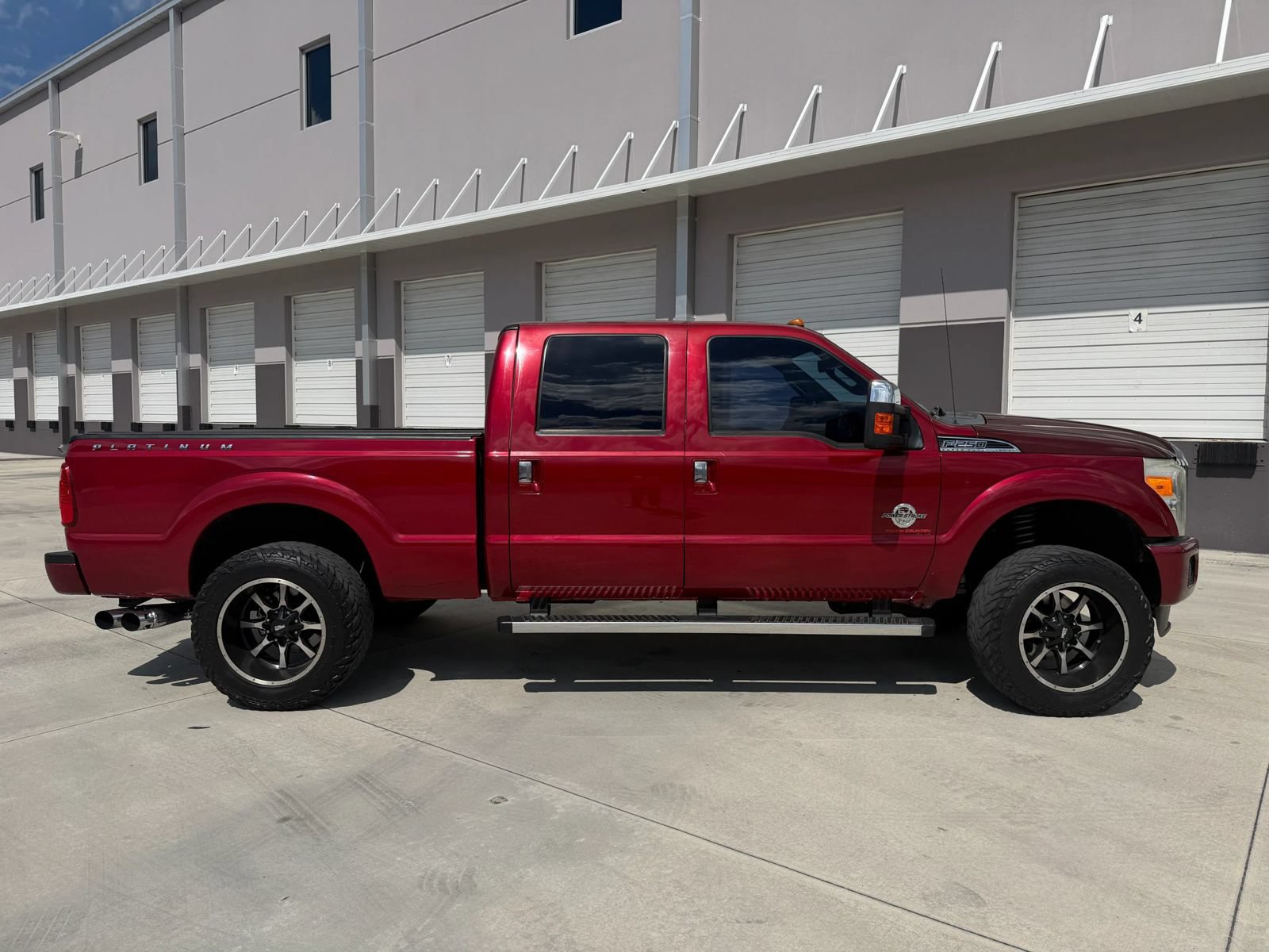 Used 2015 Ford F250 Platinum AWD/4WD image 2