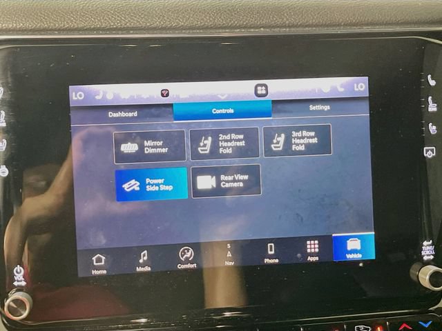 Used 2022 Jeep Wagoneer Series III w/ Premium Group I AWD/4WD image 16