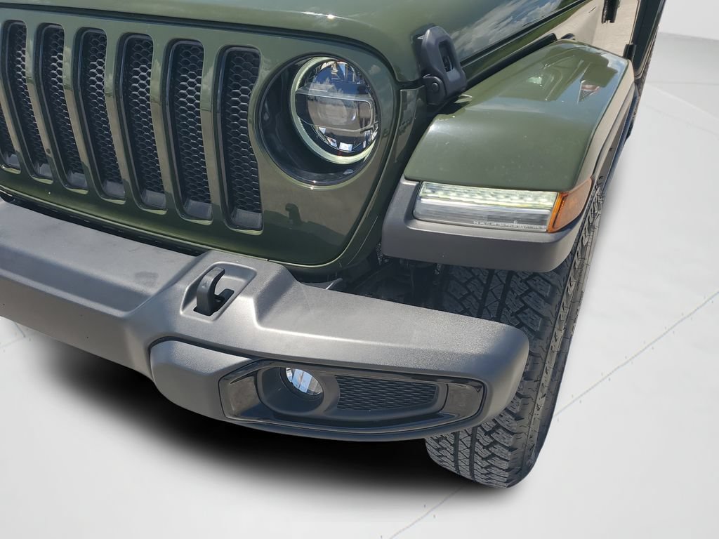 Used 2021 Jeep Wrangler Unlimited Sahara AWD/4WD image 9