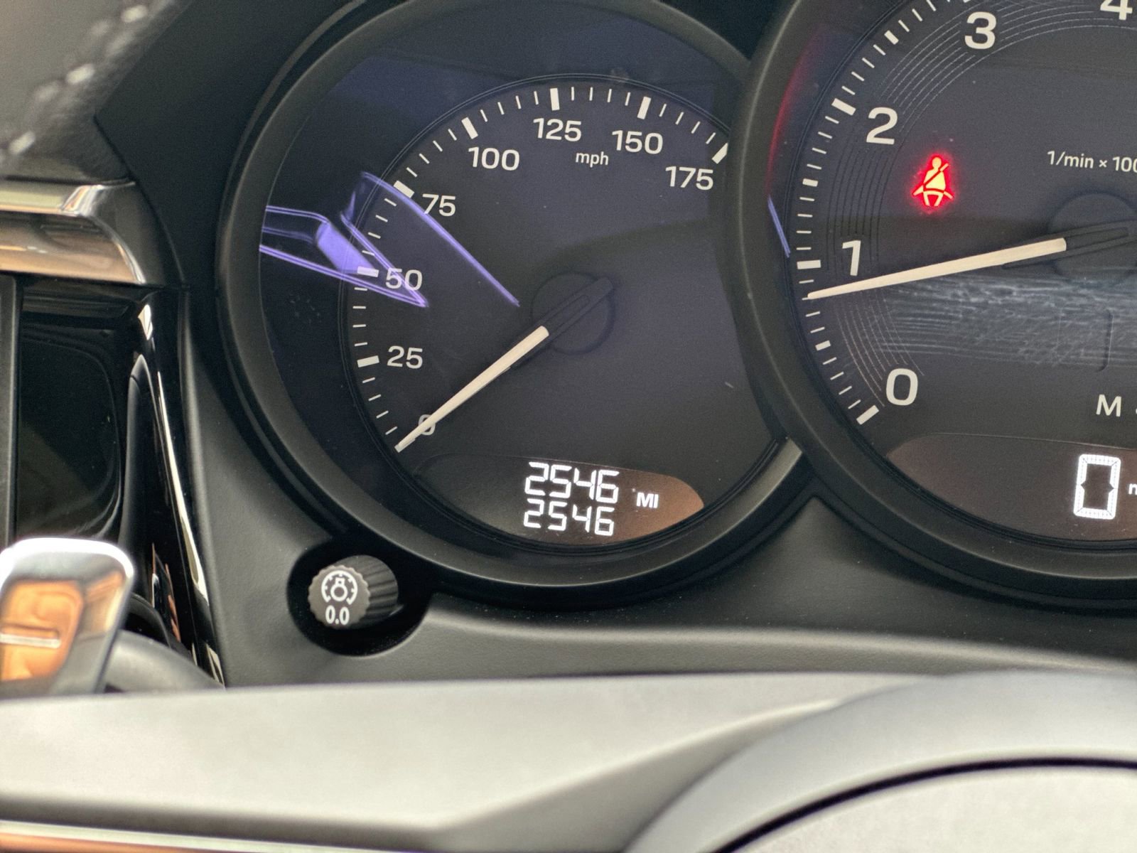 Certified 2025 Porsche Macan image 30