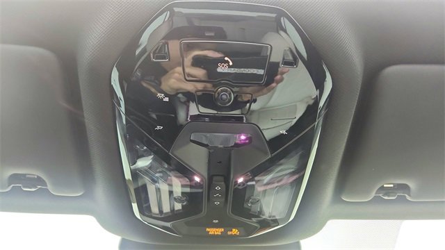 Used 2025 BMW i5 xDrive40 image 58