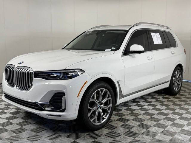 Used 2022 BMW X7 xDrive40i w/ Cold Weather Package AWD/4WD video 2