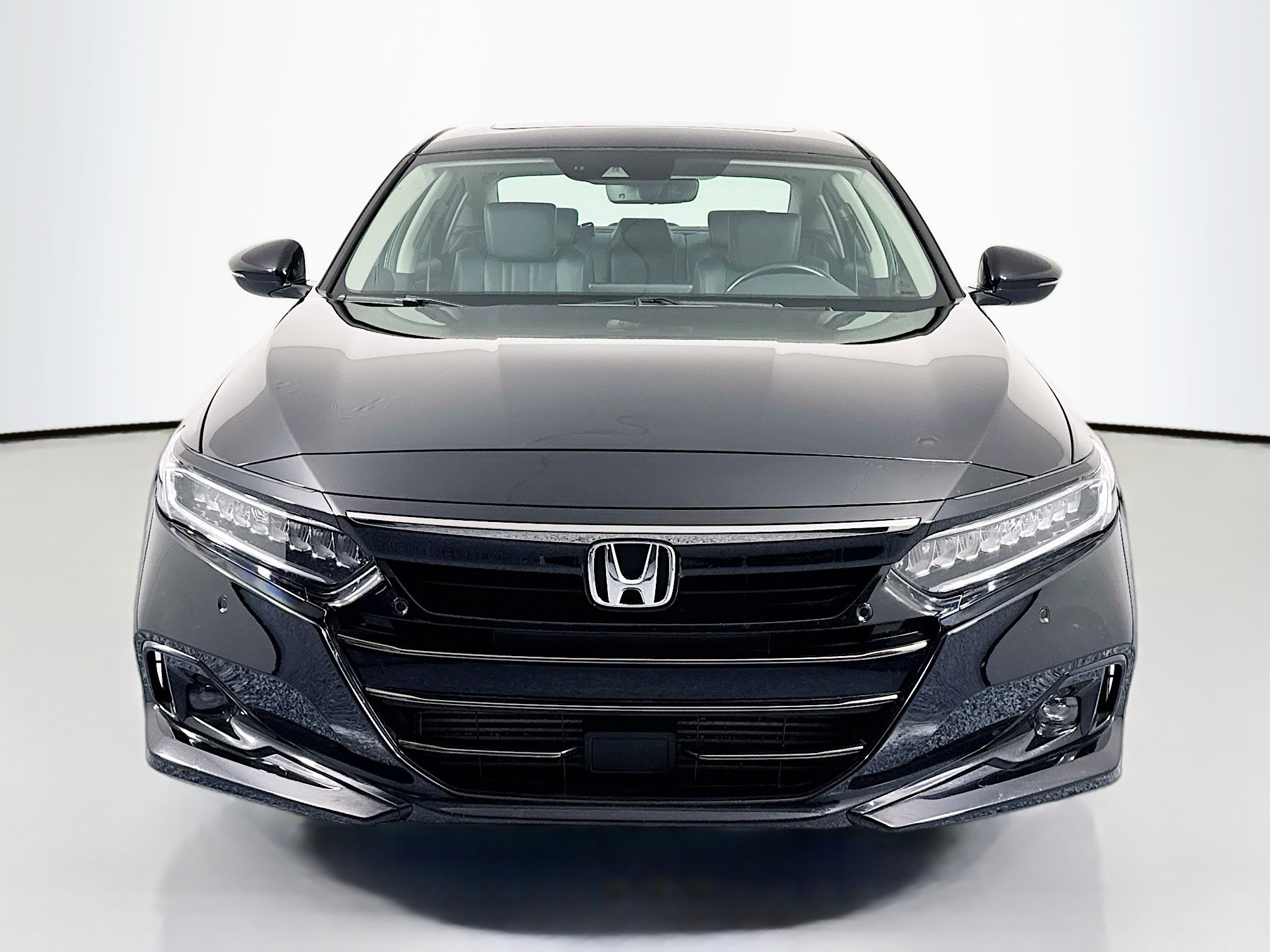 Certified 2021 Honda Accord Touring image 2