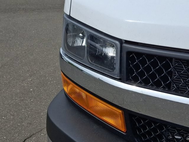 New 2026 Chevrolet Express 3500 w/ Power Convenience Package RWD image 5