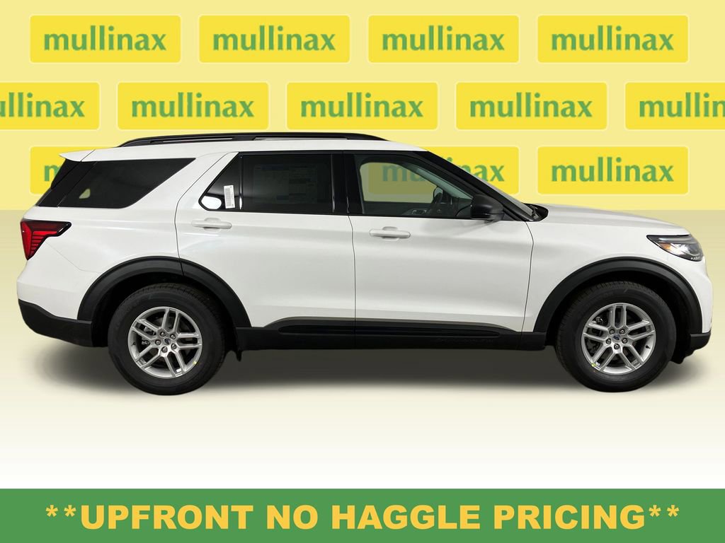 New 2026 Ford Explorer Active RWD image 2