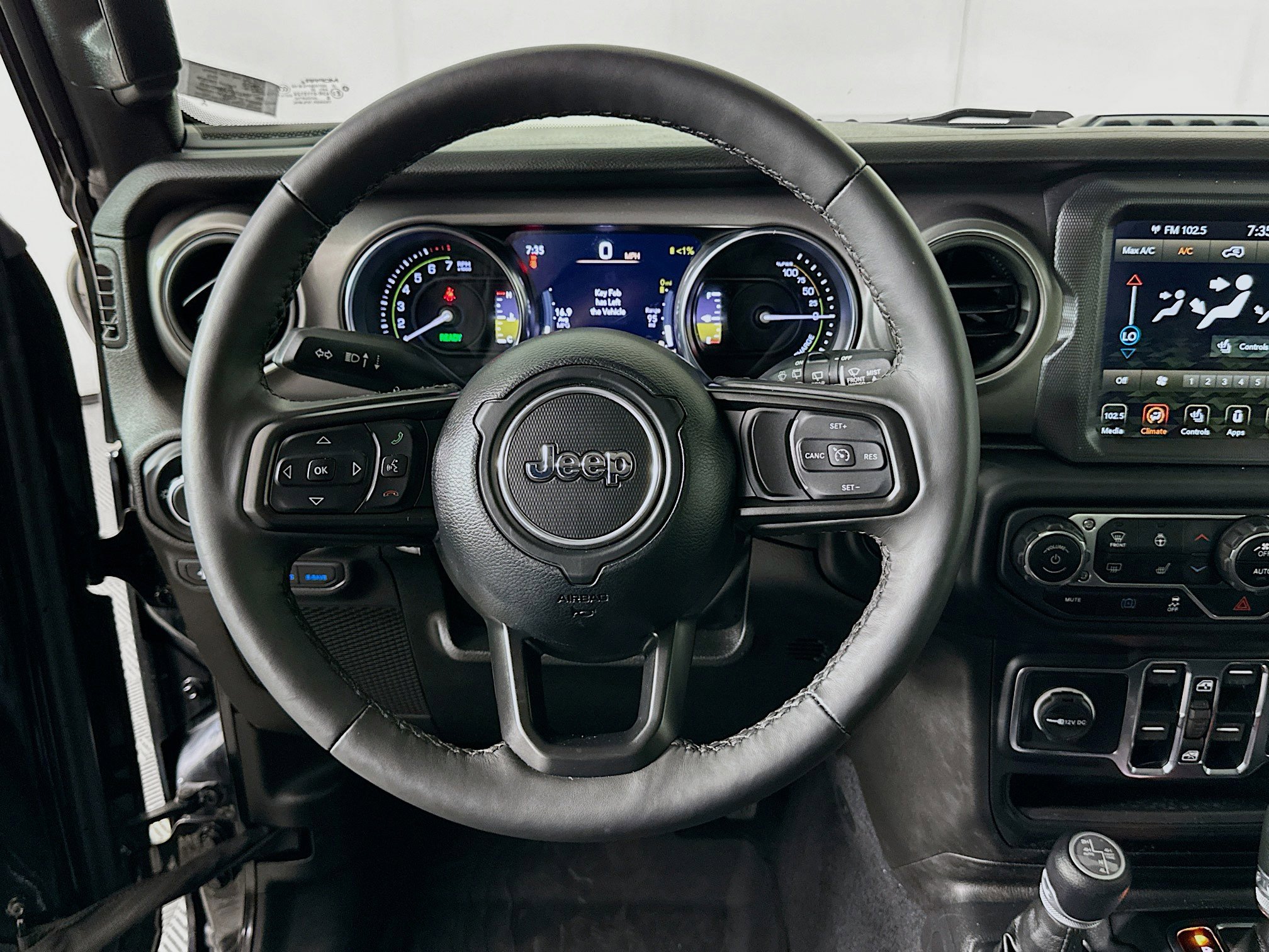 Used 2023 Jeep Wrangler Unlimited w/ Cold Weather Group AWD/4WD image 17