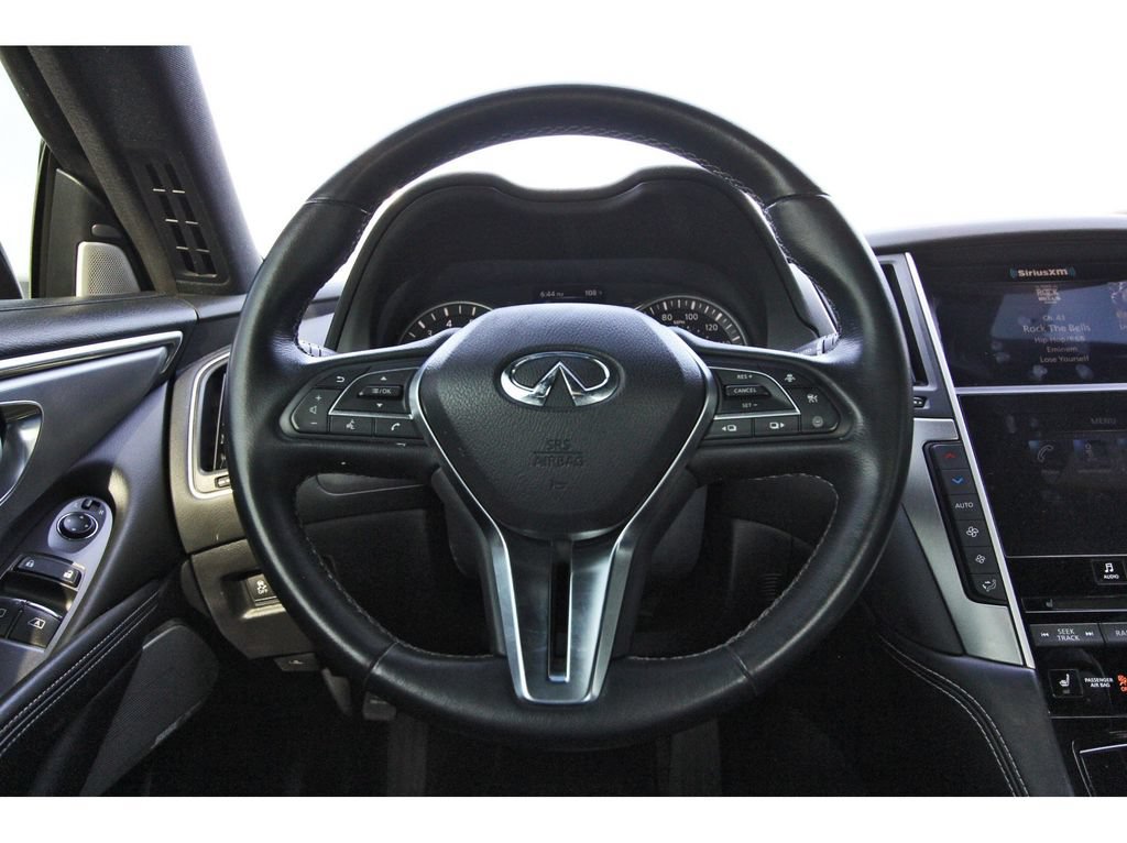 Used 2022 INFINITI Q60 3.0t Luxe w/ Cargo Package RWD image 16