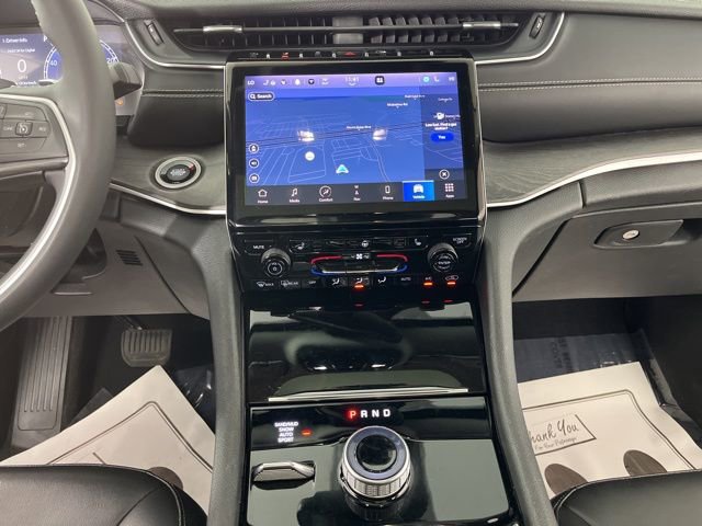 Used 2023 Jeep Grand Cherokee L Limited image 25