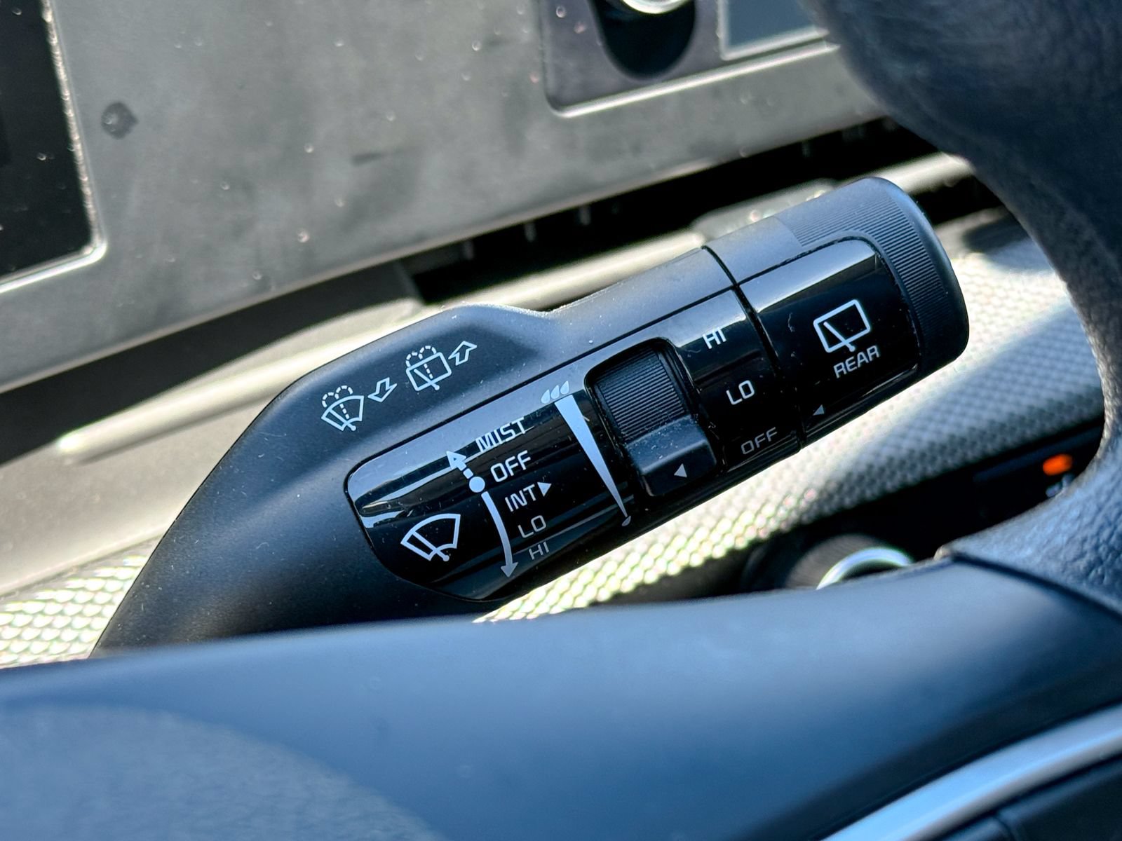 Certified 2023 Kia Sportage LX AWD/4WD image 30