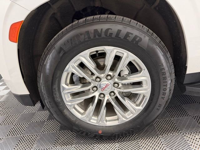 Used 2021 GMC Yukon SLT w/ SLT Premium Package image 45