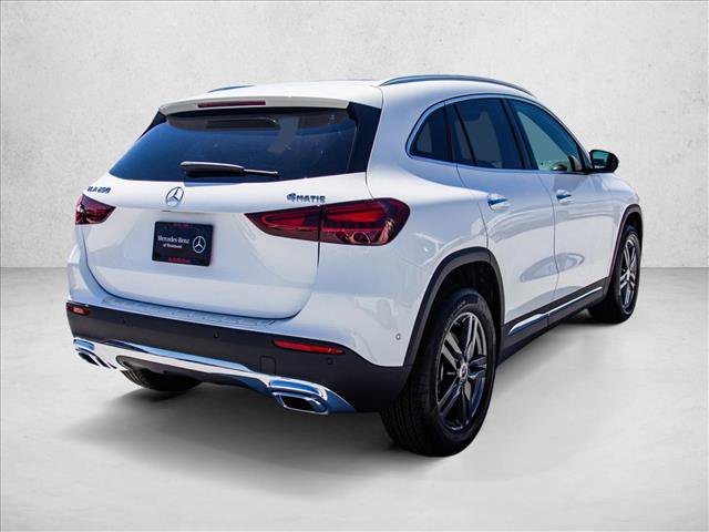 New 2026 Mercedes-Benz GLA 250 4MATIC image 5
