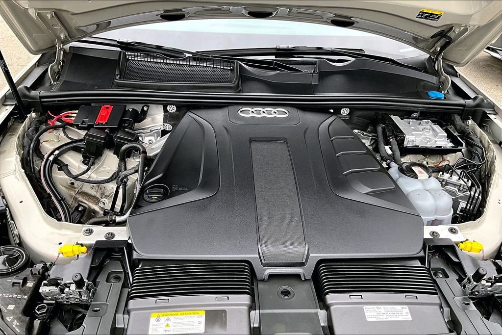 Used 2023 Audi Q7 2.0T Premium w/ Convenience Package image 30