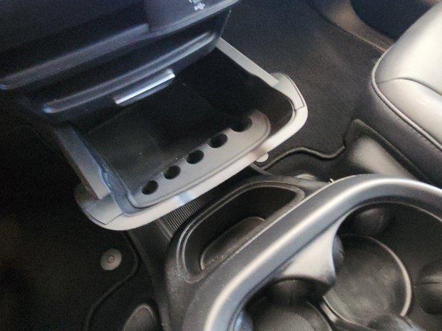 Used 2026 Chrysler Pacifica Select w/ S Appearance Package FWD image 29