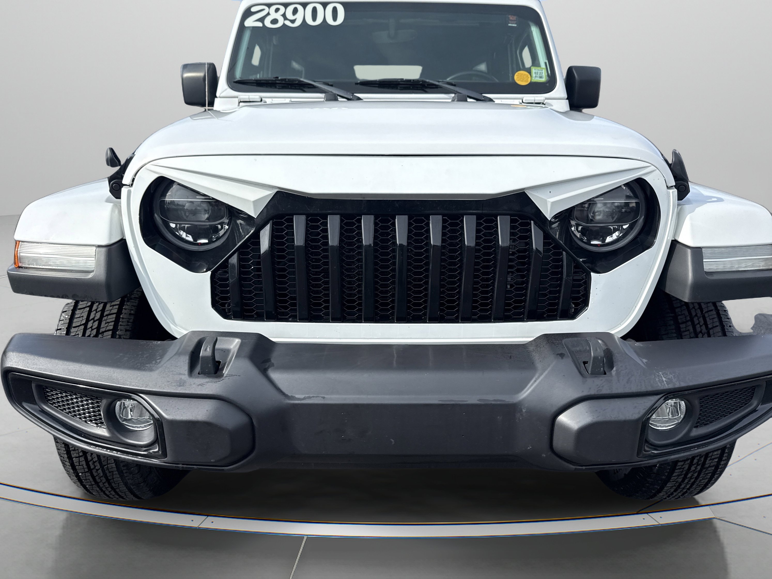 Used 2021 Jeep Wrangler Unlimited Sahara AWD/4WD image 2