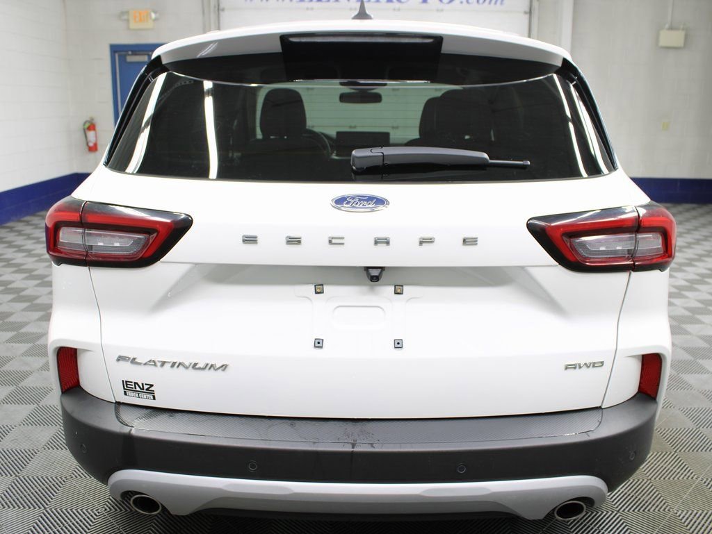 Used 2024 Ford Escape Platinum image 37