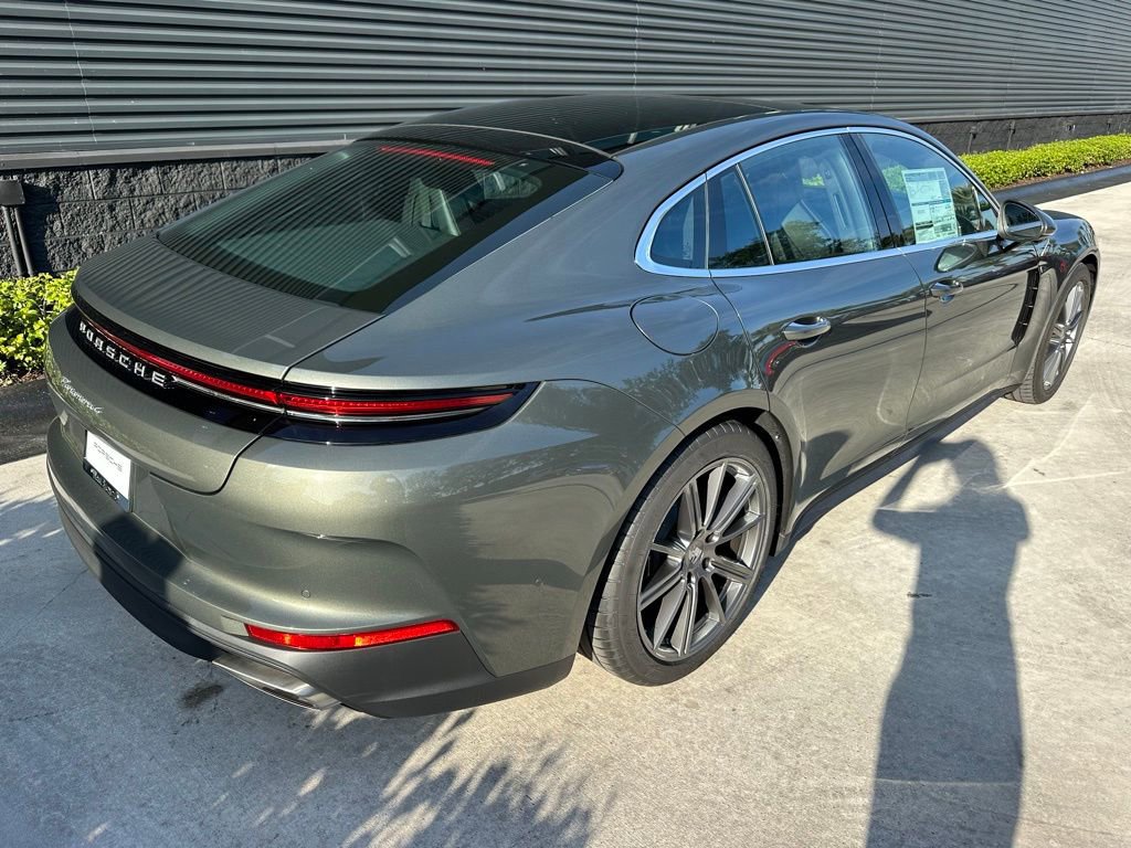 Used 2026 Porsche Panamera RWD image 9