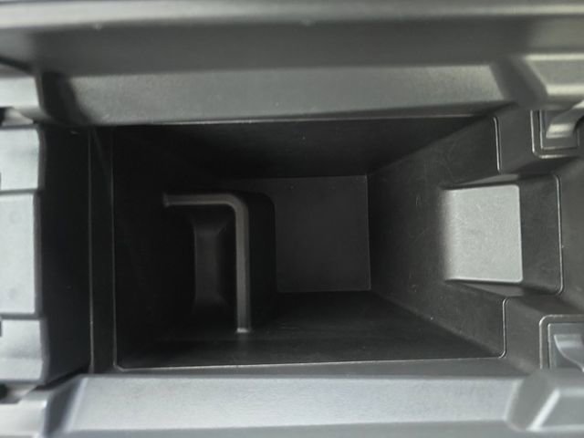 Used 2023 Nissan Rogue SV w/ SV Premium Package image 30