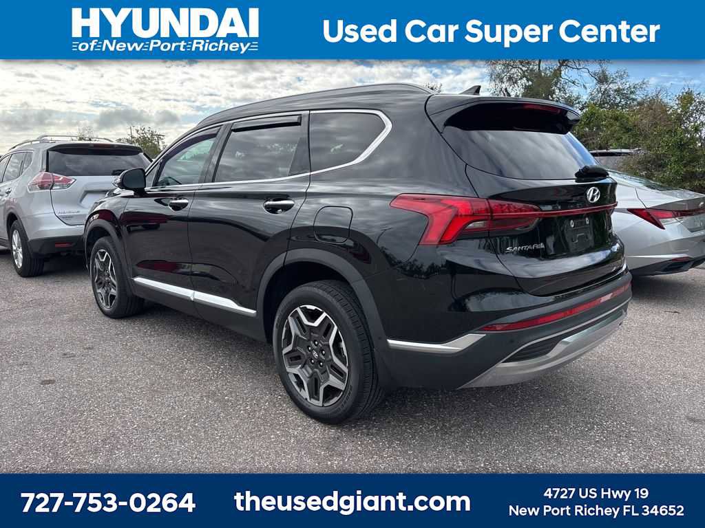Used 2023 Hyundai Santa Fe Limited image 2