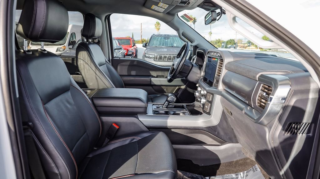 Used 2022 Ford F150 Lariat w/ Trailer Tow Package image 17