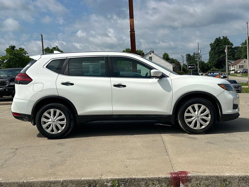 Used 2018 Nissan Rogue S FWD image 5