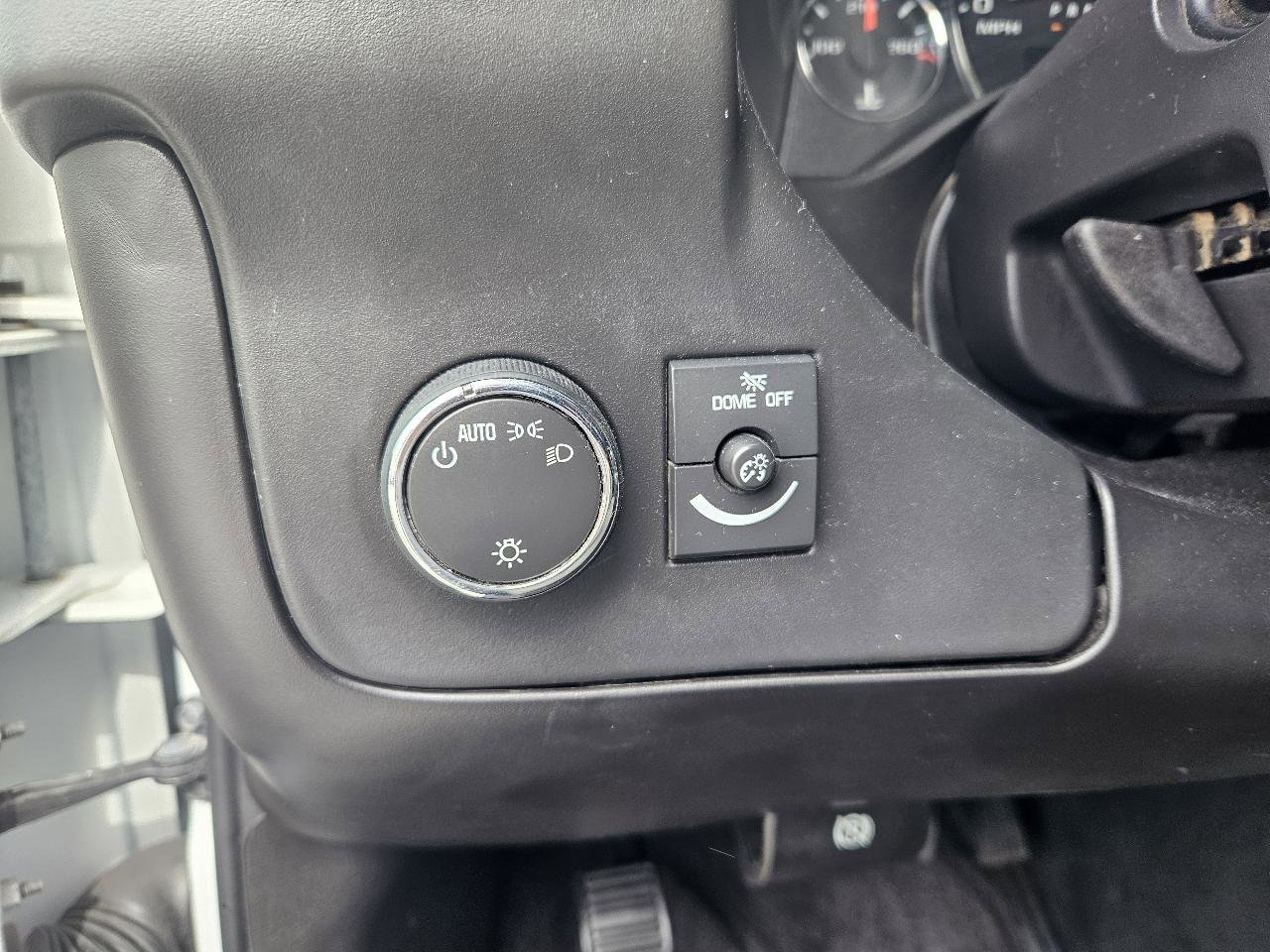Used 2014 Chevrolet Express 1500 LT w/ LT Preferred Equipment Group AWD/4WD image 14