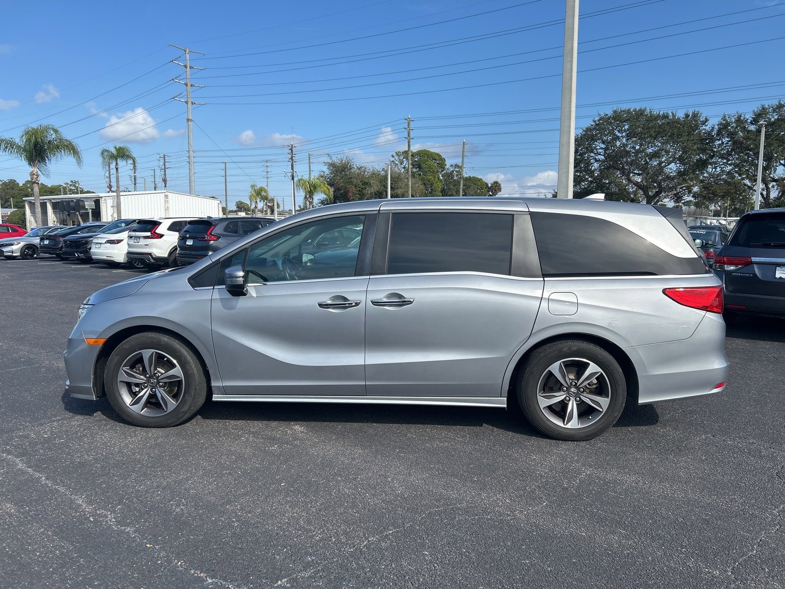 Used 2018 Honda Odyssey Touring image 4