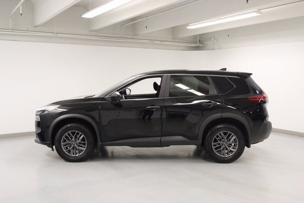 Used 2023 Nissan Rogue S image 7