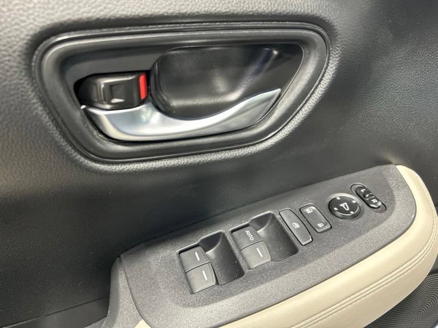 Certified 2023 Honda HR-V LX image 23
