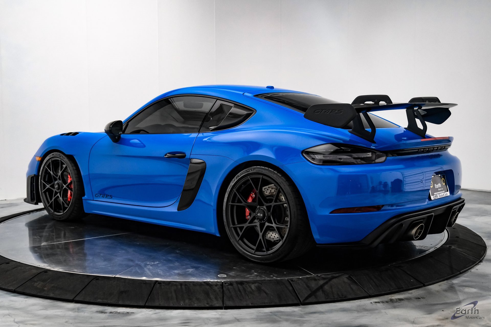 Used 2024 Porsche 718 Cayman GT4 RS image 8