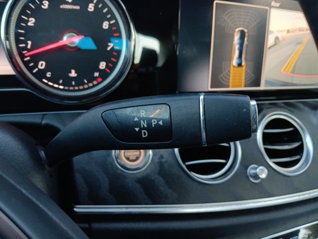 Used 2018 Mercedes-Benz E 300 image 12
