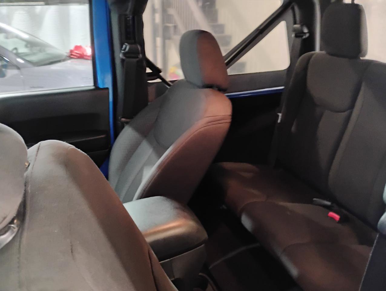 Used 2015 Jeep Wrangler Sport image 62