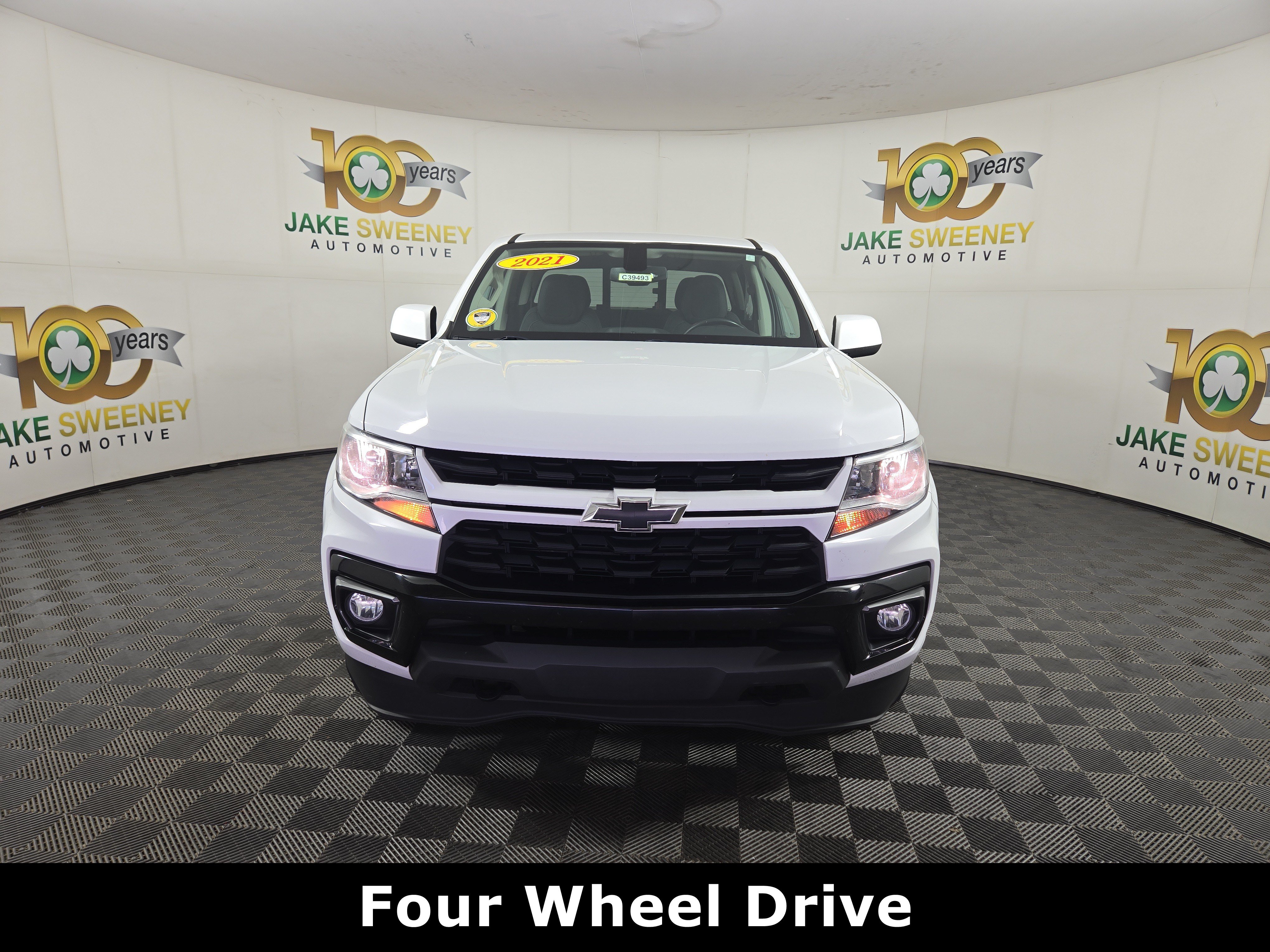 Used 2021 Chevrolet Colorado LT w/ LT Convenience Package AWD/4WD image 3