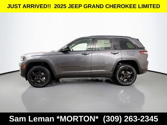 New 2025 Jeep Grand Cherokee Limited w/ Black Appearance Package image 4
