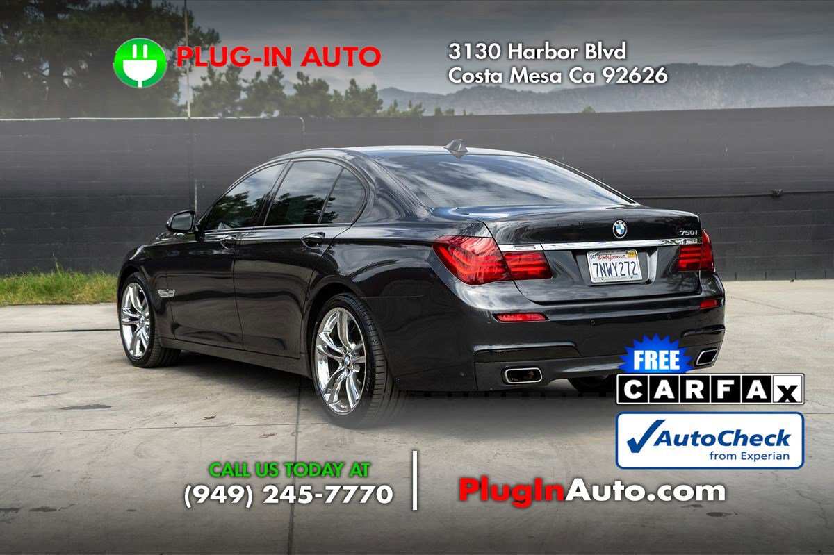 Used 2015 BMW 750i image 3