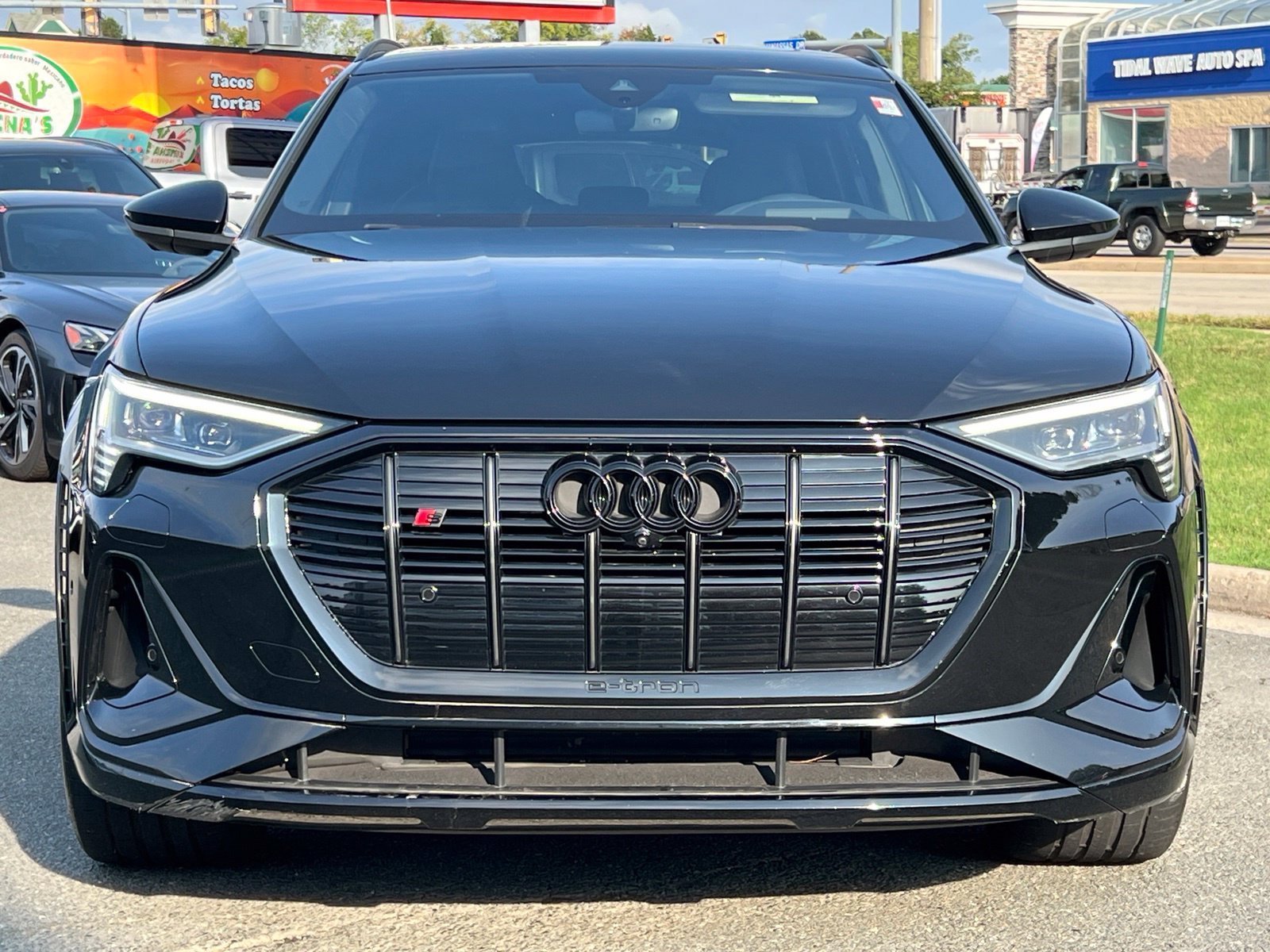 Used 2023 Audi e-tron S Prestige w/ Prestige Package AWD/4WD image 52