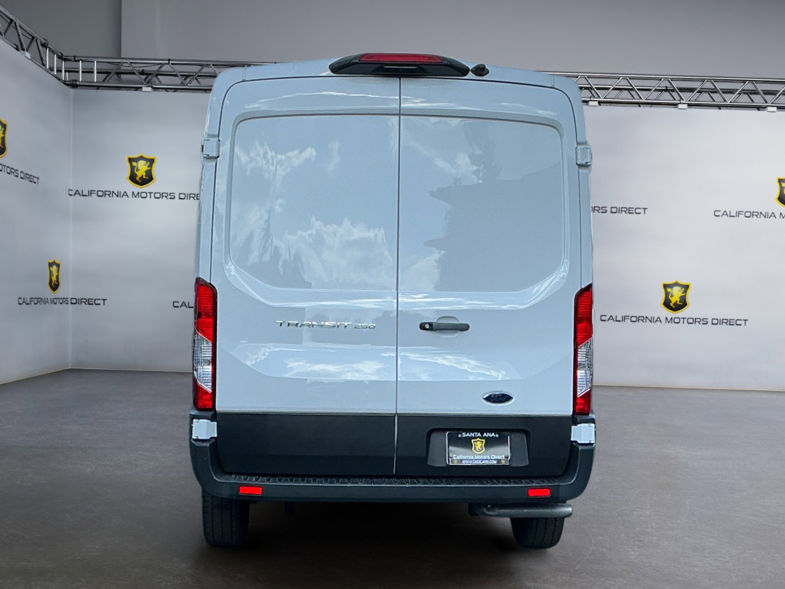 Used 2023 Ford Transit 250 Medium Roof RWD image 6
