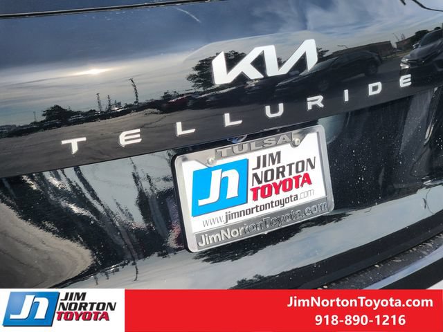 Used 2025 Kia Telluride S FWD image 11