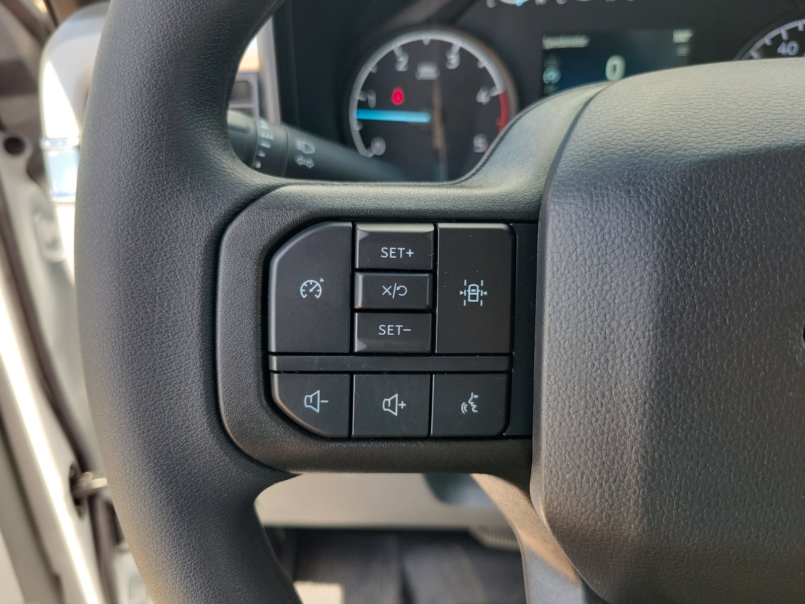 New 2027 Ford F550 4x4 Crew Cab image 16