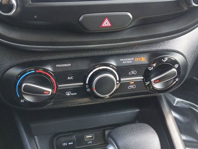 Certified 2025 Kia Soul LX w/ LX Technology Package FWD image 18
