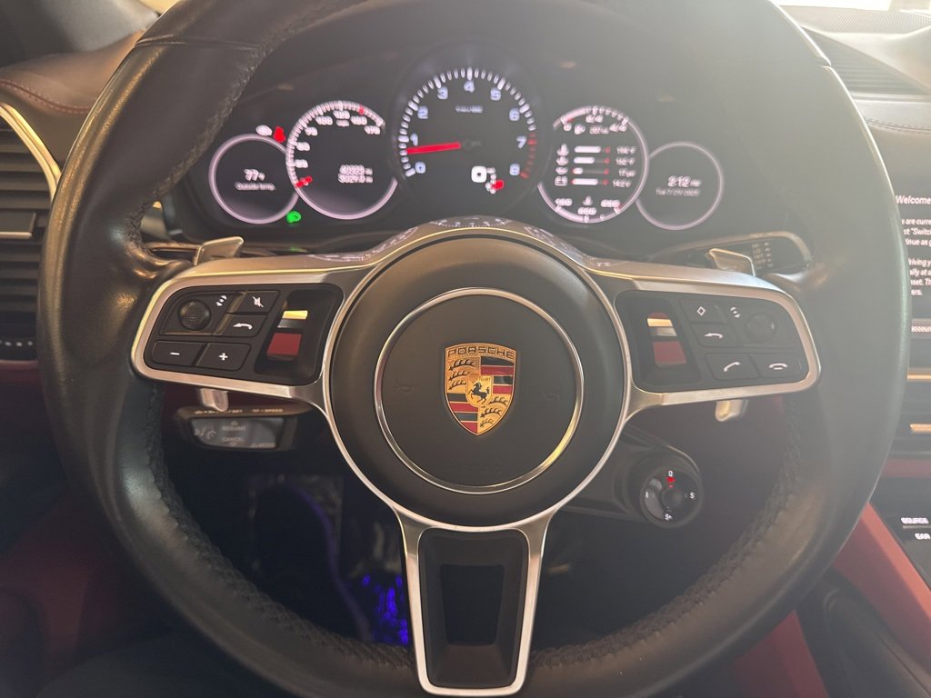 Used 2022 Porsche Cayenne Coupe image 26