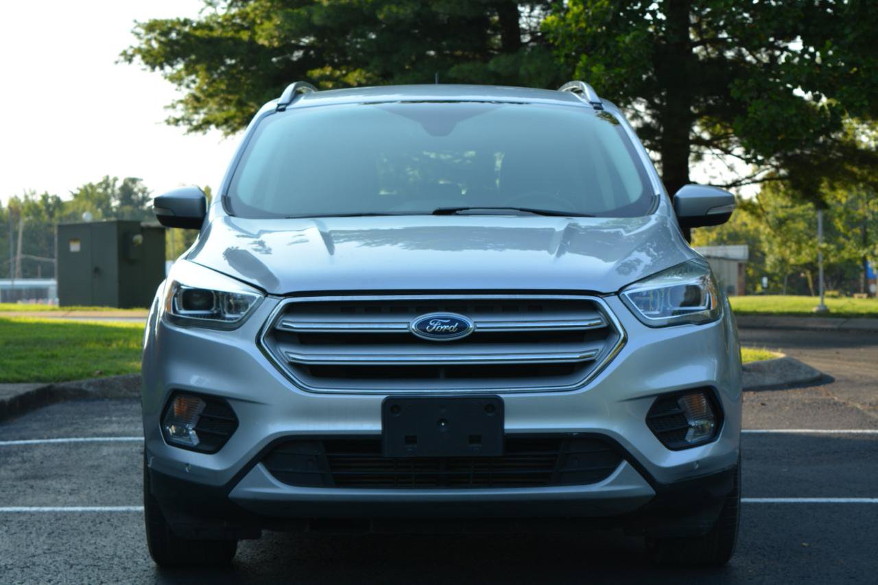 Used 2018 Ford Escape Titanium AWD/4WD image 2