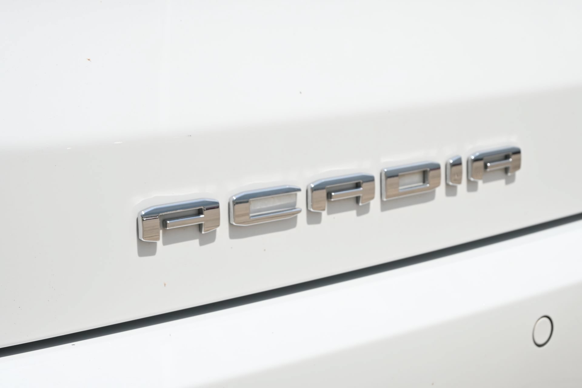 Used 2023 GMC Acadia Denali AWD/4WD image 21