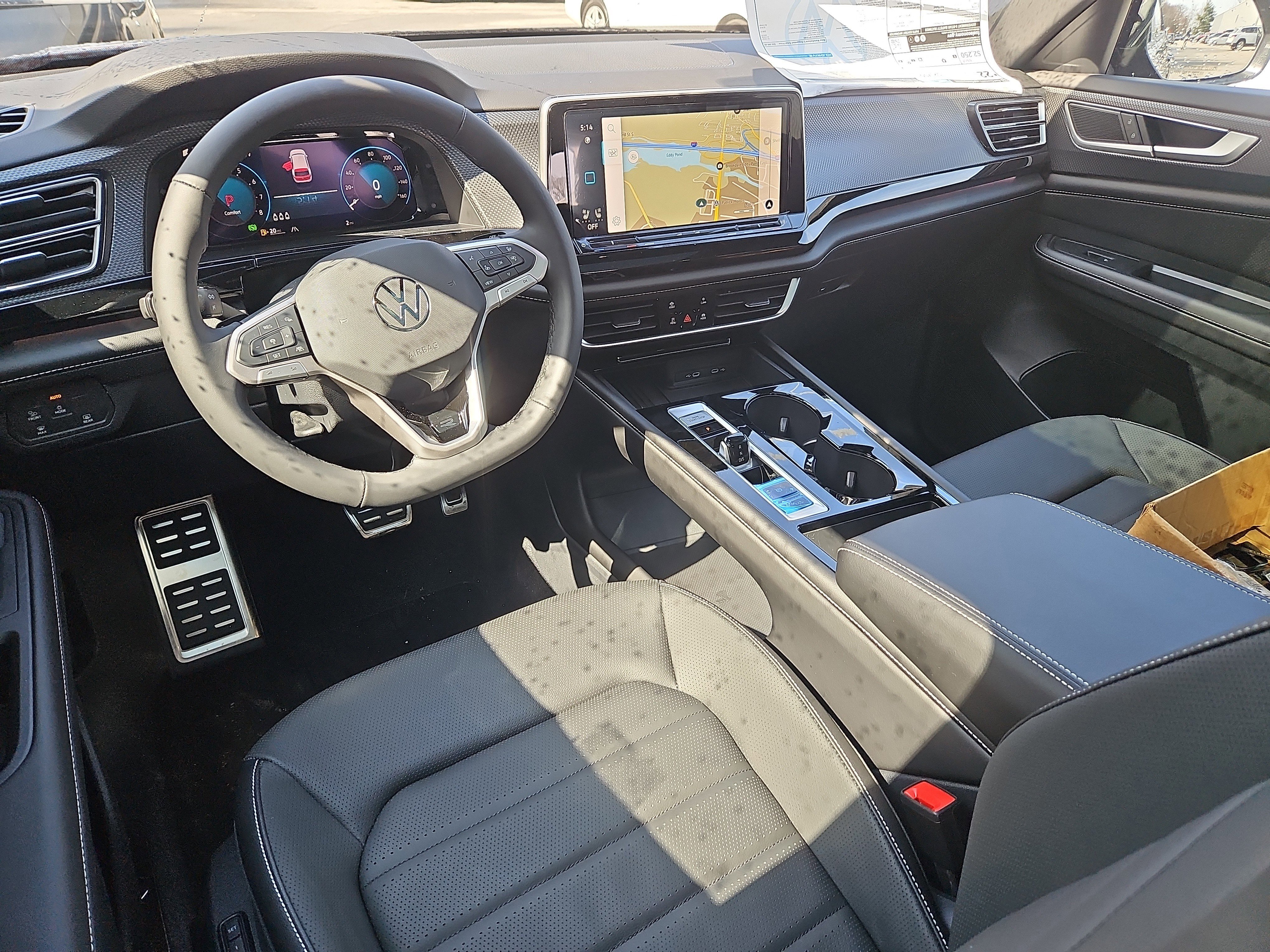 New 2026 Volkswagen Atlas Cross Sport SEL R-Line image 6