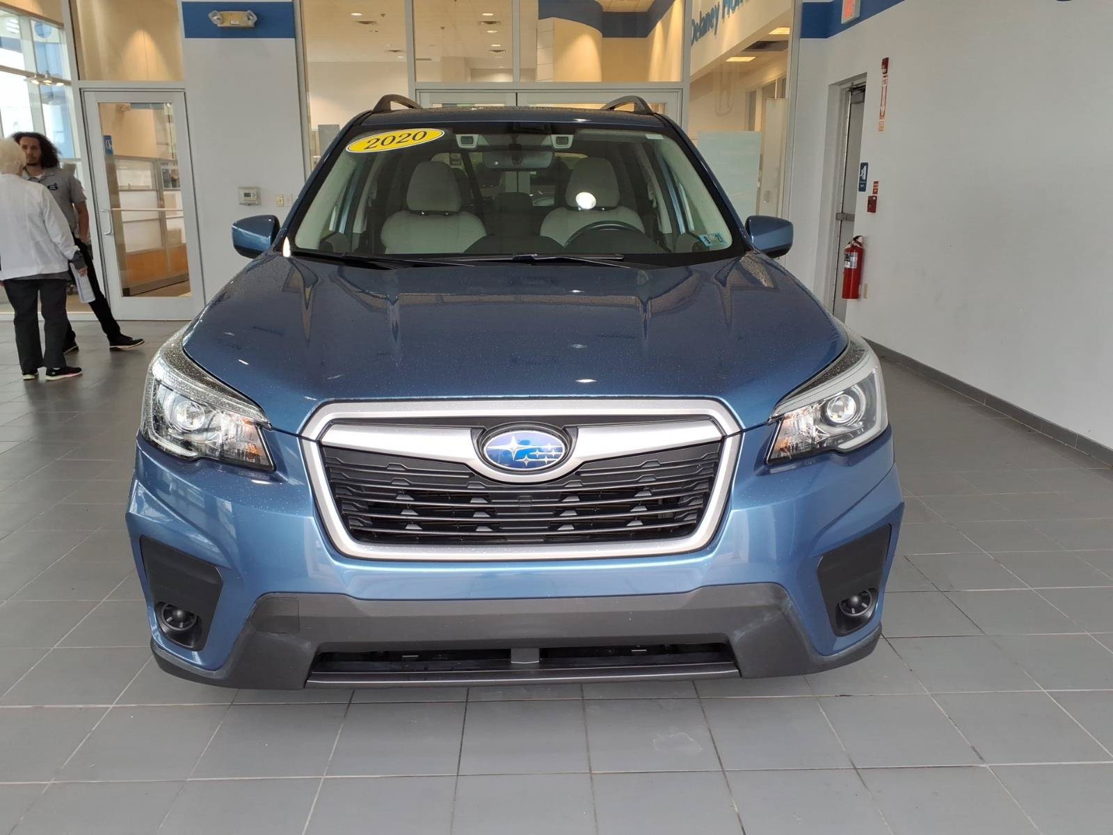 Used 2020 Subaru Forester Premium w/ Popular Package #1 AWD/4WD image 3
