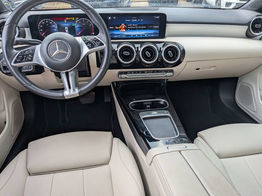 Used 2025 Mercedes-Benz CLA 250 image 25