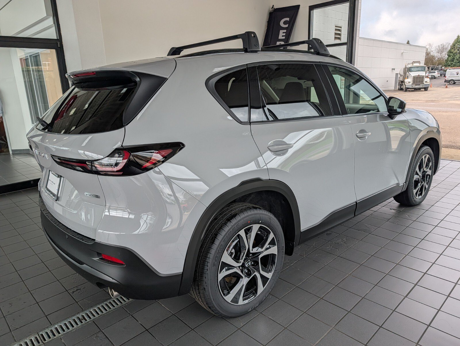 New 2026 MAZDA CX-5 Preferred AWD/4WD image 2