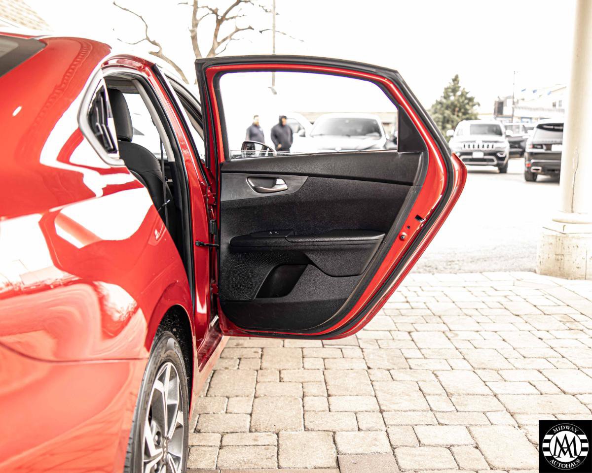 Used 2019 Kia Forte LXS image 25