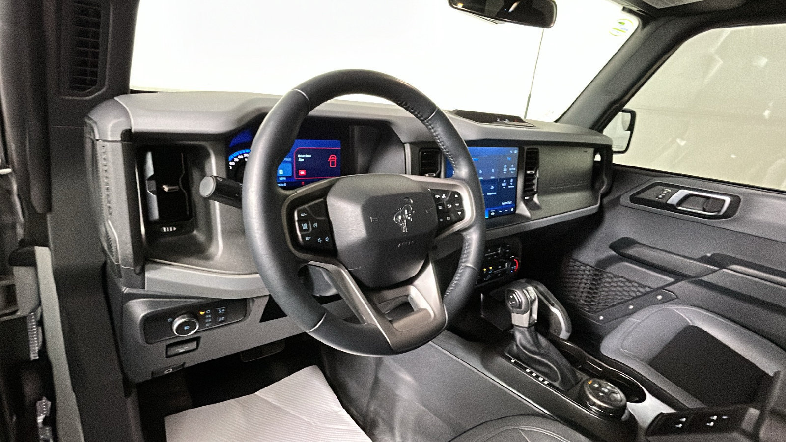 Used 2024 Ford Bronco Big Bend AWD/4WD image 13